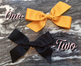 Hair bow on comb